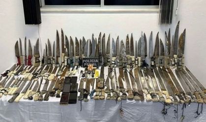 Após fuga de 16 detentos, 96 facas são encontradas em presídio na Bahia
