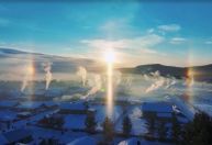 Halo solar raro aparece em vila chinesa que passa 17 horas no escuro durante inverno