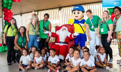 Campanha Papai Noel dos Correios atende 100% das cartinhas enviadas por crianças