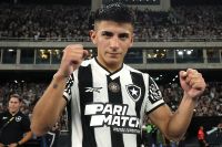Empréstimo ao Lyon chega ao fim, e Almada volta a ser jogador do Botafogo
