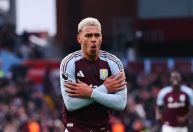 Aston Villa vence o Manchester City e aumenta a pressão sobre Guardiola