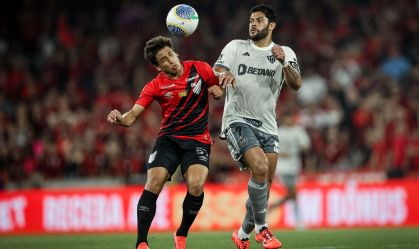 Atlético-MG e Athletico-PR fazem "duelo dos desesperados" no Brasileirão