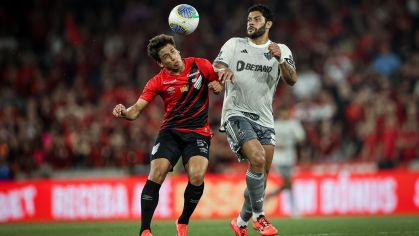 Atlético-MG e Athletico-PR se enfrentam pelo Brasileirão