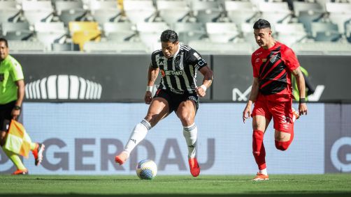 Atlético-MG e Athletico-PR se enfrentam no Brasileirão