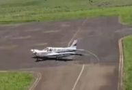 Avião com 400 tijolos de cocaína é interceptado em pista clandestina de SP