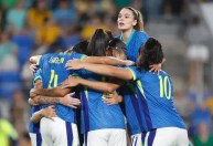 Brasil vence Austrália mais uma vez e encerra ano com saldo positivo