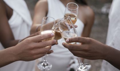Veja dicas para se manter seguro se for beber nas festas de fim de ano