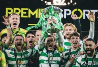 Celtic vence o Rangers nos pênaltis e conquista a Copa da Liga Escocesa