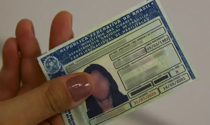 Renovação da CNH muda conforme a idade do condutor • Marcello Casal Jr/Agência Brasil