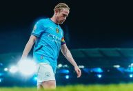 De volta ao time titular, De Bruyne brilha e Manchester City vence após jejum