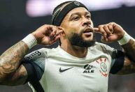 Estreante no Maracanã, Memphis Depay vai encarar casa cheia contra Flamengo