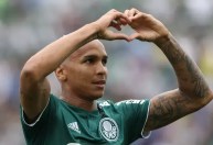 Deyverson desabafa sobre não ter tido despedida no Palmeiras: "Eu implorei"
