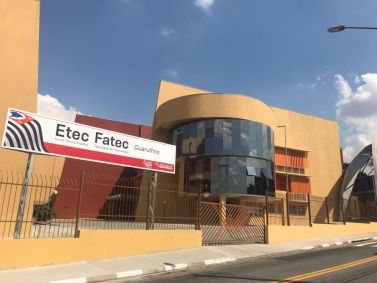 Fachada da Fatec