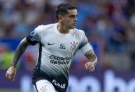 Cruzeiro negocia com Fagner, lateral do Corinthians; veja detalhes