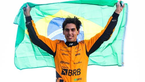 Gabriel Bortoleto comemora título da Fórmula 2
