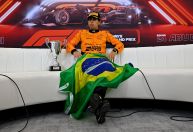 Campeão na Fórmula 2, Bortoleto exalta povo brasileiro e projeta 2025