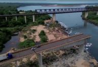 Marinha estende buscas por vítimas da queda de ponte; 3 pessoas seguem desaparecidas