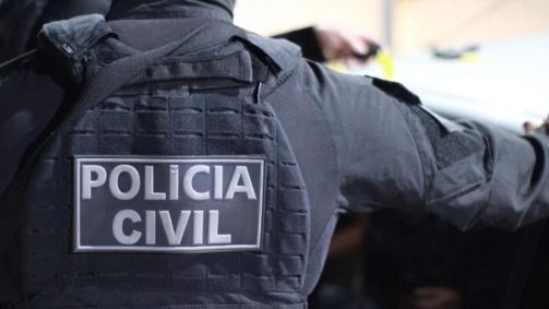 Inquérito policial tenta descobrir os fatos que levaram aos assassinatos