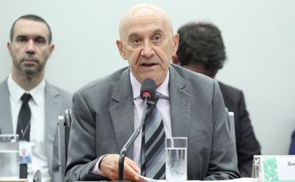 Senador Confúcio Moura (MDB-RO)