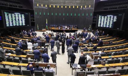 Análise de PEC do Semipresidencialismo depende de comissão e nova cúpula