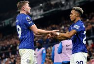 Ed Sheeran vê Ipswich Town bater Chelsea e quebrar tabu incômodo de 22 anos