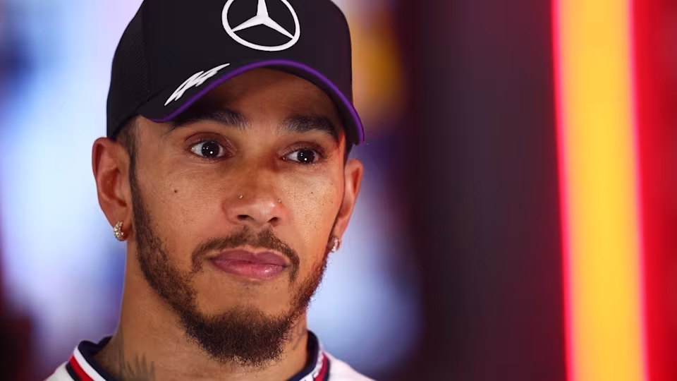 F1: Após saída de Hamilton, Mercedes troca de patrocinadora; veja