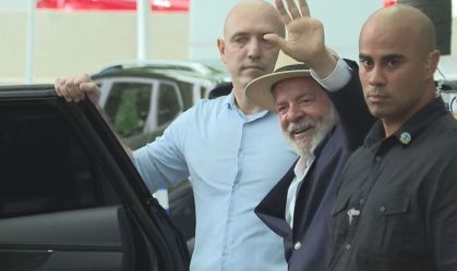 Após alta, Lula ficará em São Paulo até quinta-feira, diz dr. Kalil