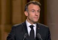 Rússia não quer paz, diz Macron após ligação com Trump