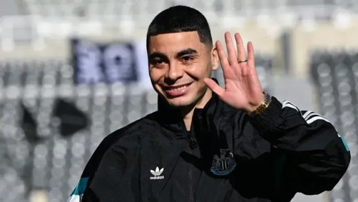 Miguel Almirón está desde 2019 no Newcastle