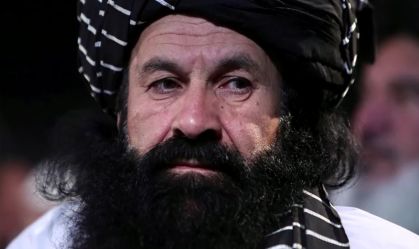 Atentado suicida no Afeganistão mata ministro de refugiados do Talibã