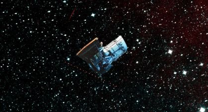 A imagem mostra uma representação artística do NEOWISE no espaço.