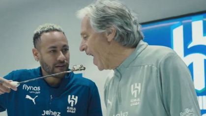 Jorge Jesus pede para jornalista esclarecer que não tem problema algum com Neymar