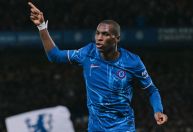 Premier League: Chelsea vence o Brentford e encosta no Liverpool