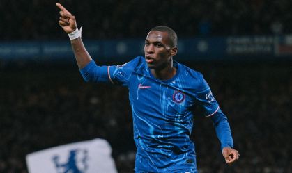 Premier League: Chelsea vence o Brentford e encosta no Liverpool
