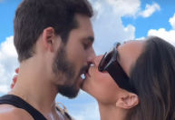 Nicolas Prattes e Sabrina Sato surgem em clima de romance; confira