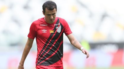 Pablo em jogo do Athletico-PR
