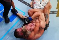 Alexandre Pantoja vence japonês e mantém cinturão do peso-mosca no UFC 310