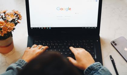 Google lança modelo de busca com IA que entende e executa tarefas; veja