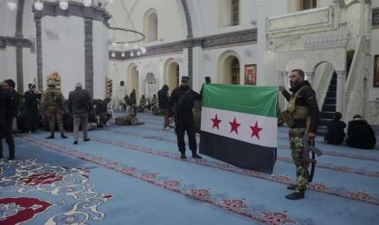 Líbano deporta 70 oficiais e soldados da Síria que fugiram após queda de Assad