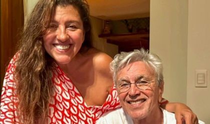Regina Casé comemora visita surpresa de Caetano Veloso: "Meu amor"