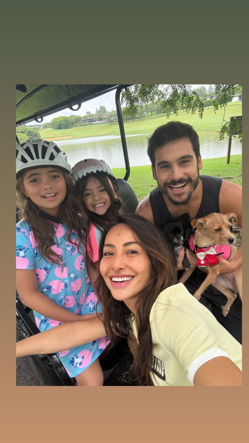 Sabrina Sato, Nicolas Prattes, Zoe e sobrinha da apresentadora curtiram passeio em parque • Instagram/Sabrina Sato