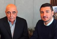Clube da Serie A demite técnico e anuncia Bocchetti como substituto