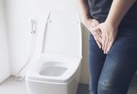 Segurar o xixi faz mal? Veja os riscos à saúde