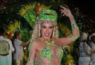 Tati Minerato diz que faz soroterapia em preparação para Carnaval: "Ajuda muito"