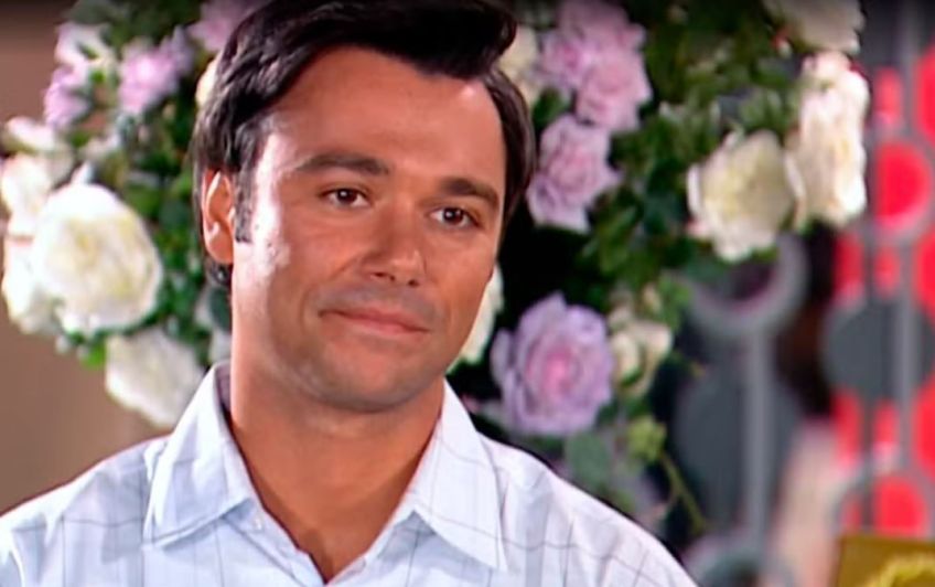 "Alma Gêmea" chega ao fim nesta sexta-feira (6) • Reprodução/Globo