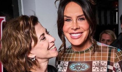 Fernanda Torres e Karla Sofía Gascón em evento da W Magazine