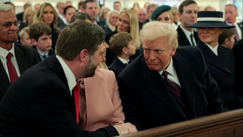 Donald Trump e JD Vance • Reprodução