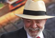 Ao falar sobre democracia, Lula diz que amantes são mais amadas que esposas