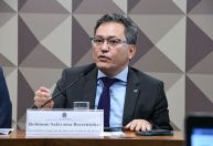 À CNN, secretário da Receita Federal detalha proposta de isenção do IR