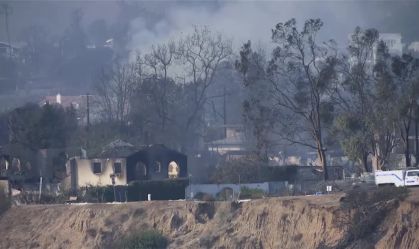 Incêndios em Los Angeles: Cerca de 88 mil estão sob ordens de desocupação, diz xerife